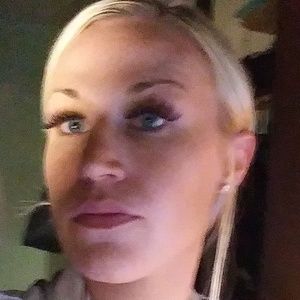 Meet your Posher, Brianne